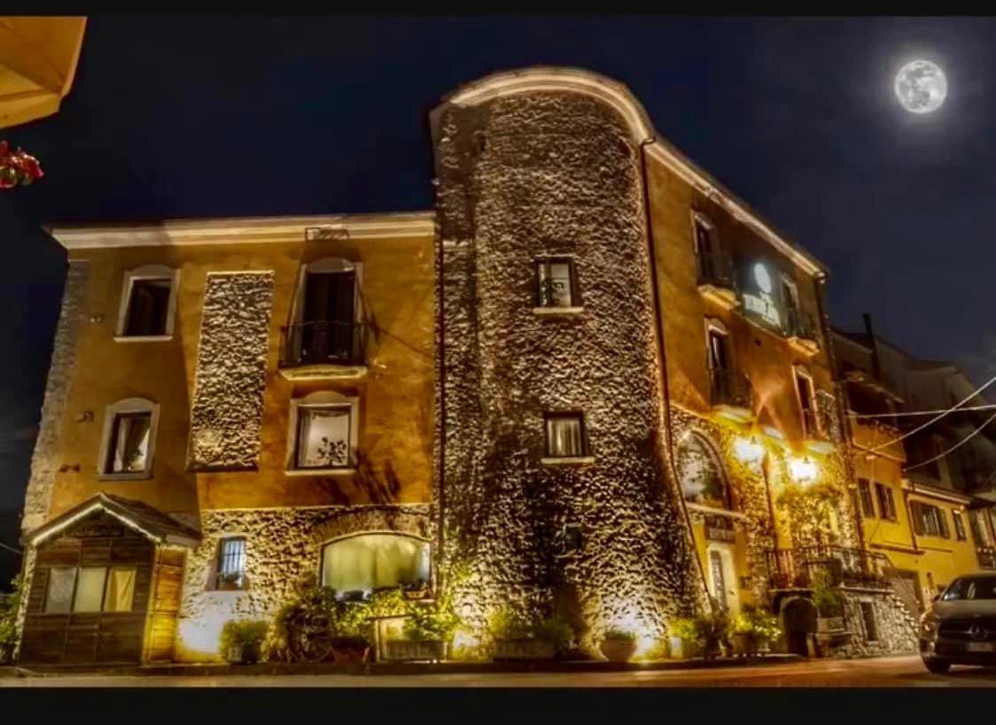 Hotel Villa Torre Antica Atena Lucana Eksteriør bilde